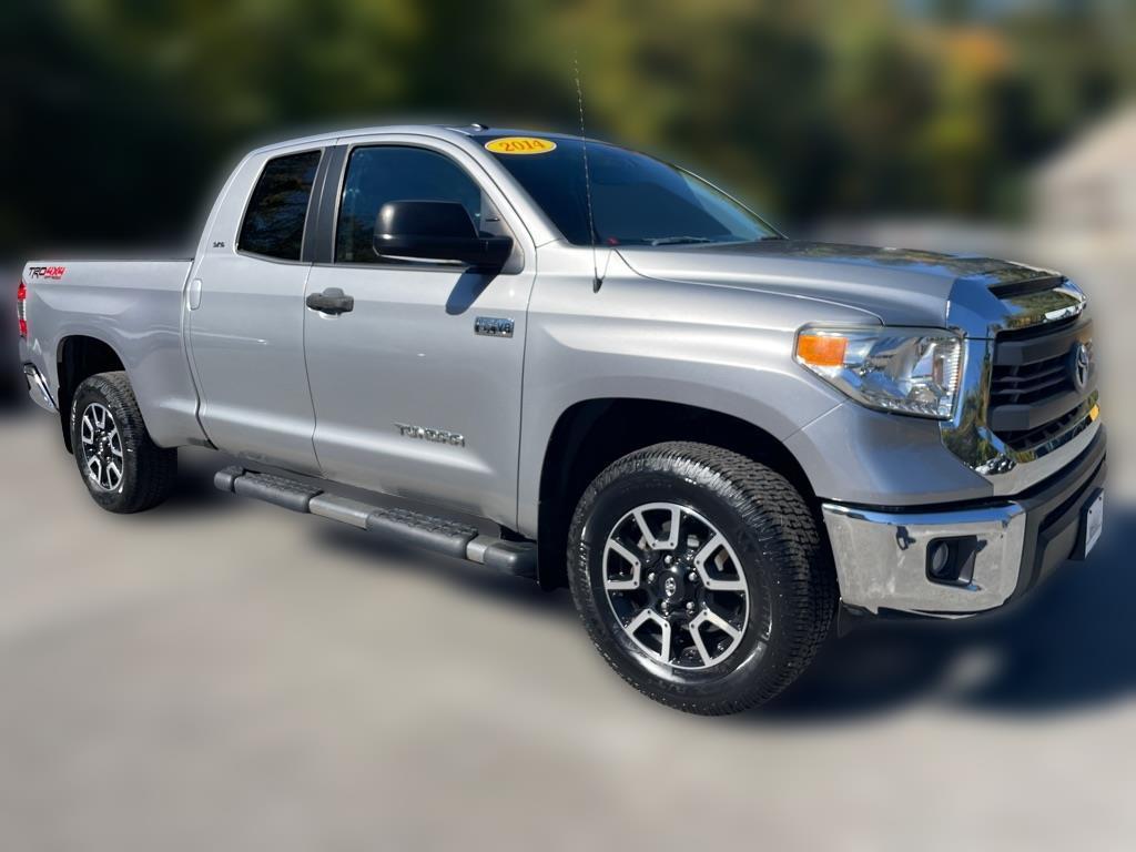 Toyota Tundra 4WD Truck  2014