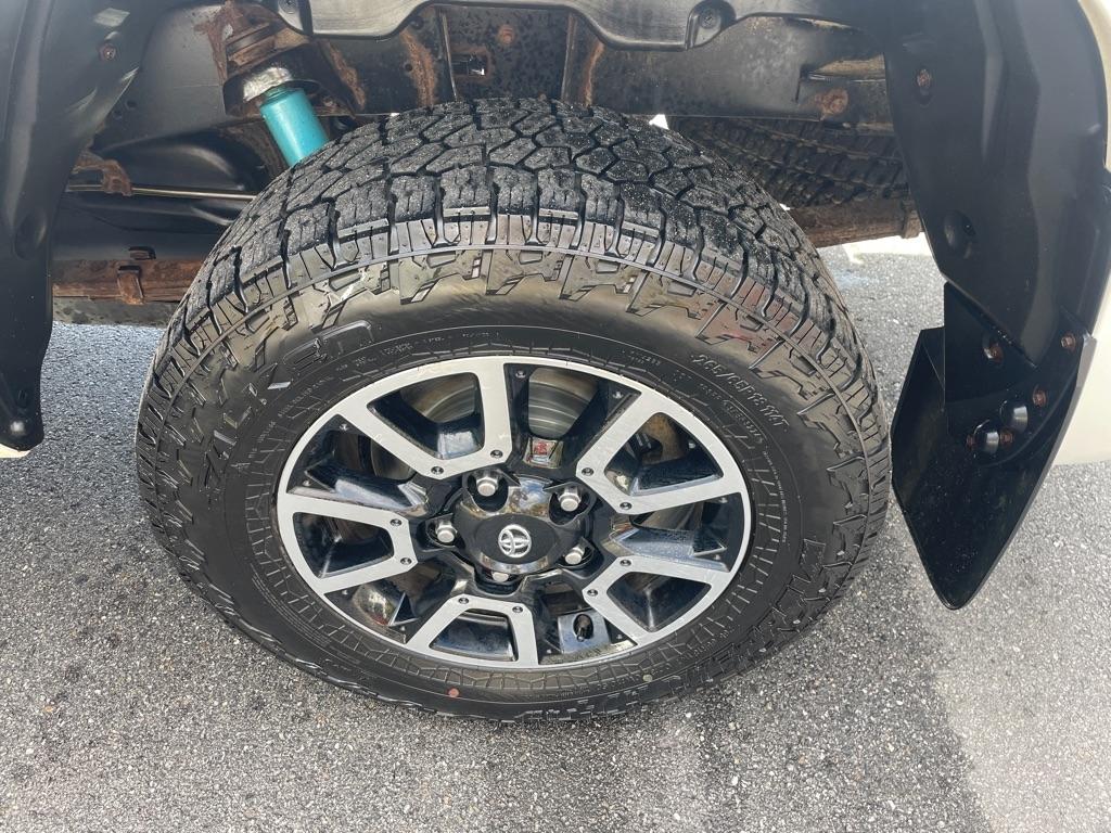 Toyota Tundra 4WD  2018