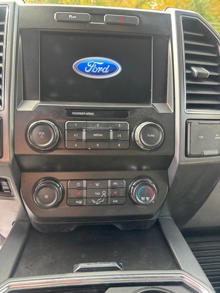 Ford Super Duty F-350 SRW  2022