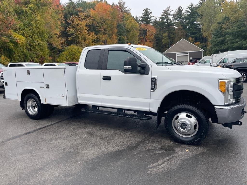 Ford Super Duty F-350 DRW  2017