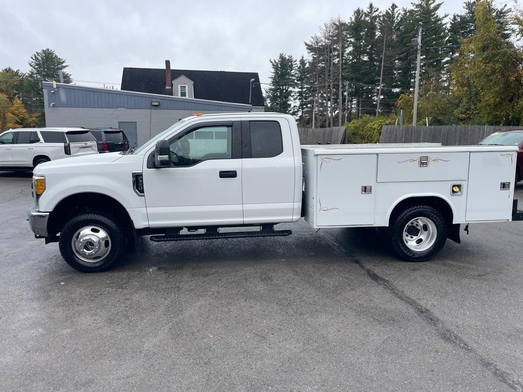 Ford Super Duty F-350 DRW  2017