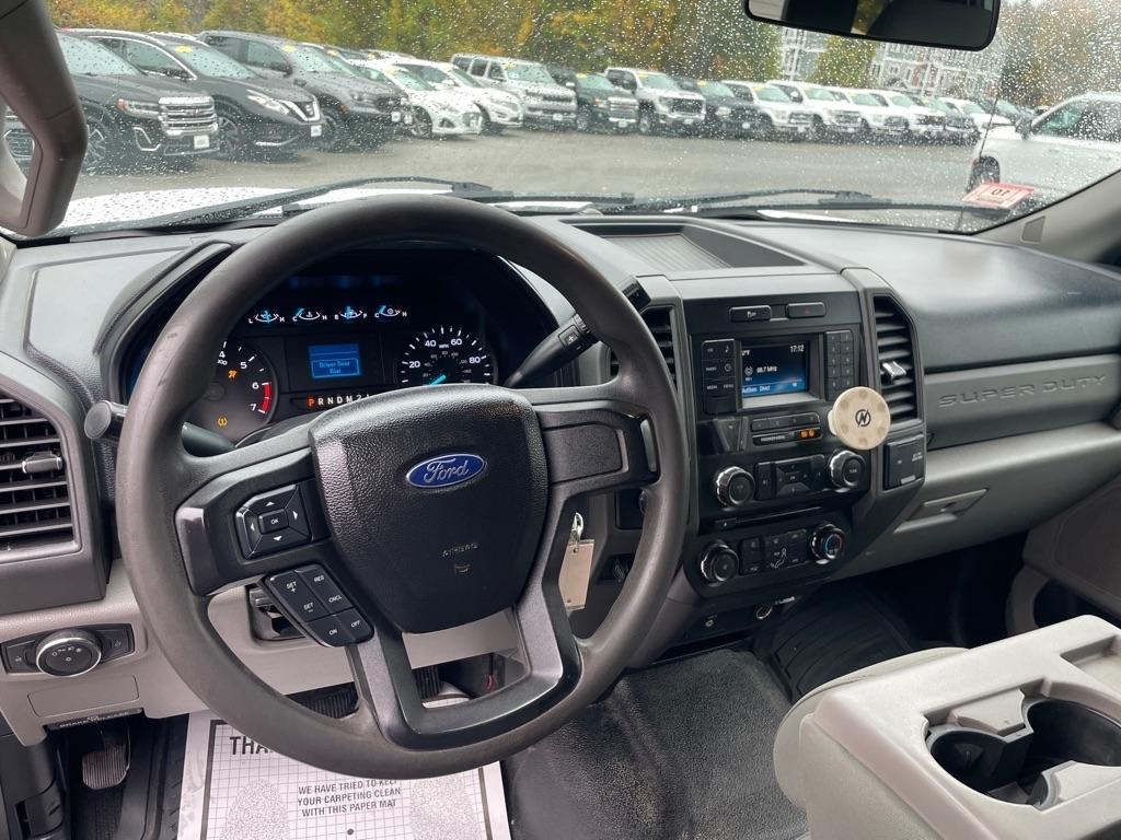 Ford Super Duty F-350 DRW  2017