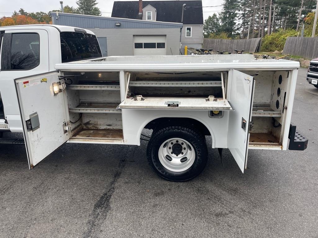 Ford Super Duty F-350 DRW  2017
