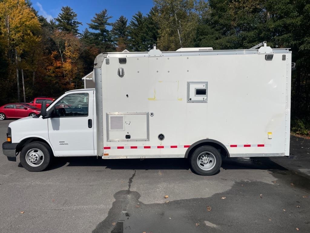 Chevrolet Express Commercial Cutaway  2018