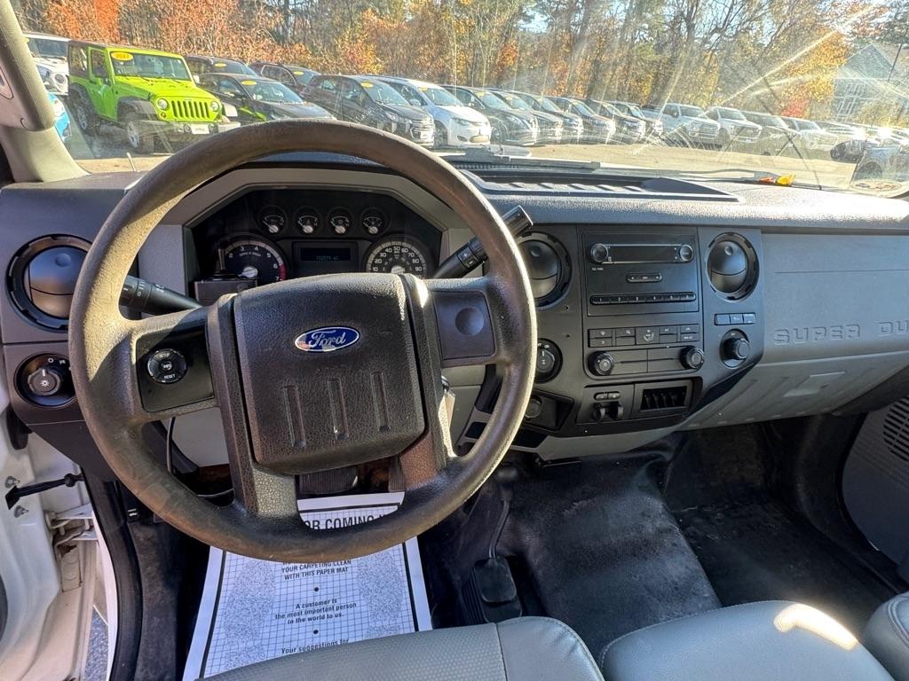 Ford Super Duty F-350 SRW  2013
