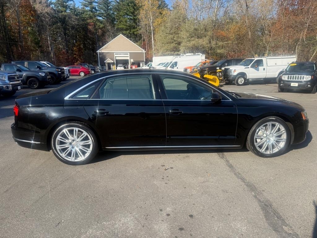 Audi A8 L  2015