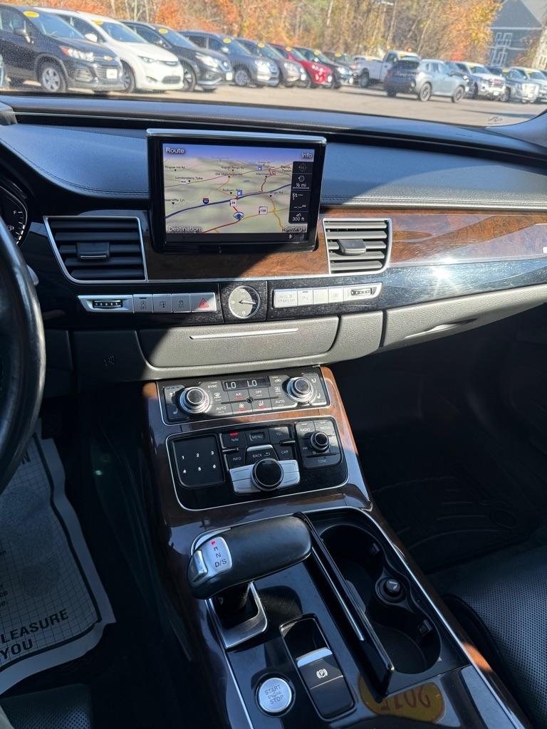 Audi A8 L  2015