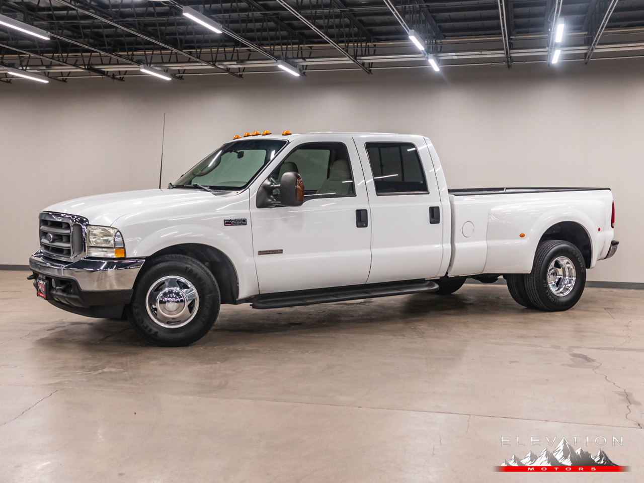 Ford F-350 SD Lariat Crew Cab Long Bed 2WD DRW 2003