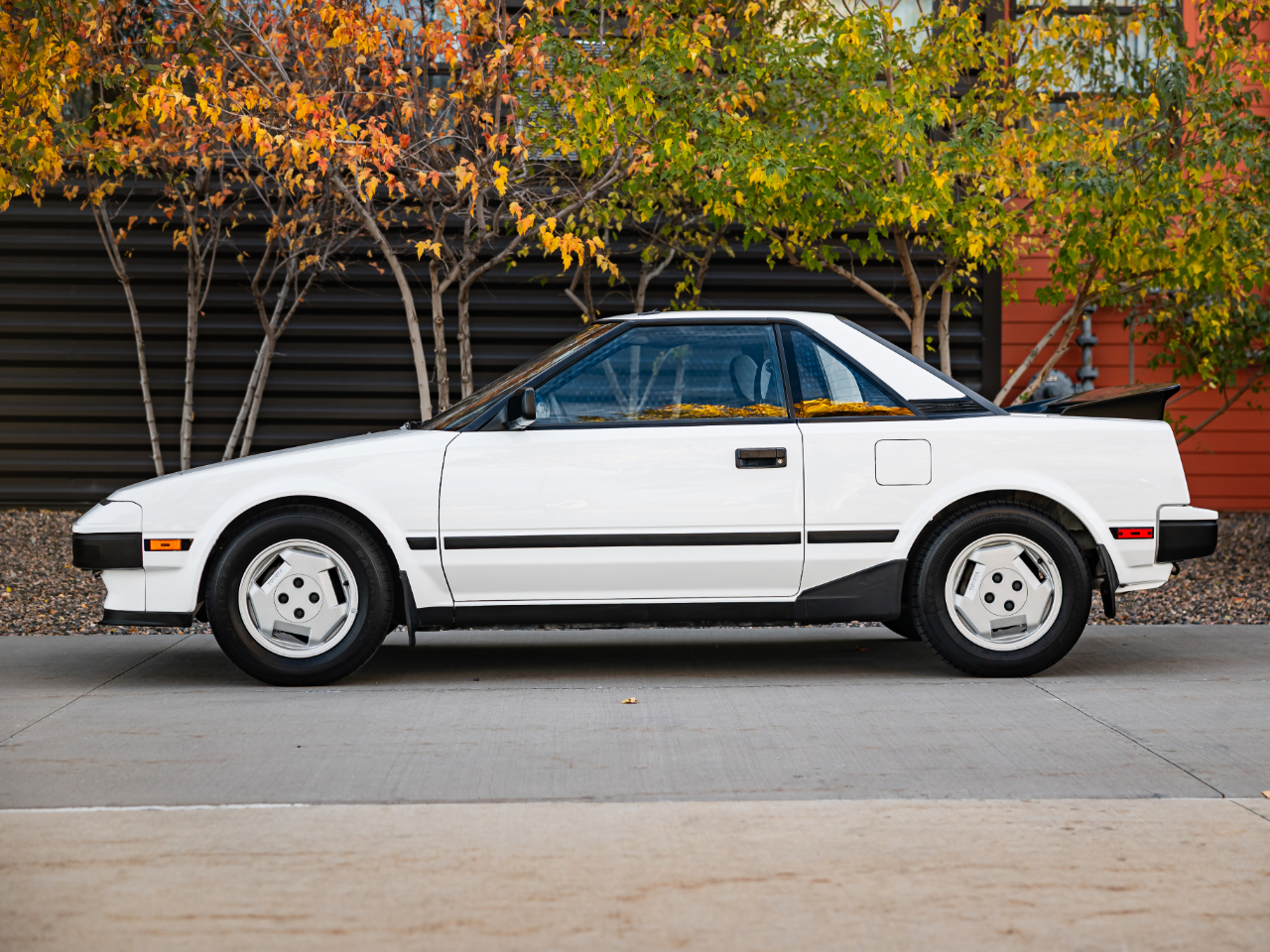 Toyota MR2 Base 1985