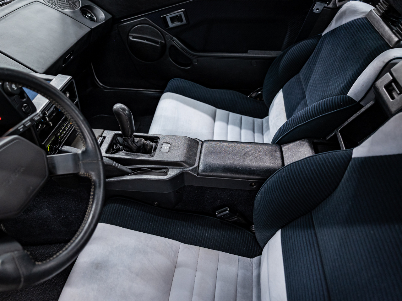 Toyota MR2 Base 1985