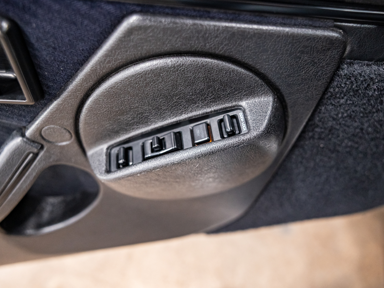 Toyota MR2 Base 1985