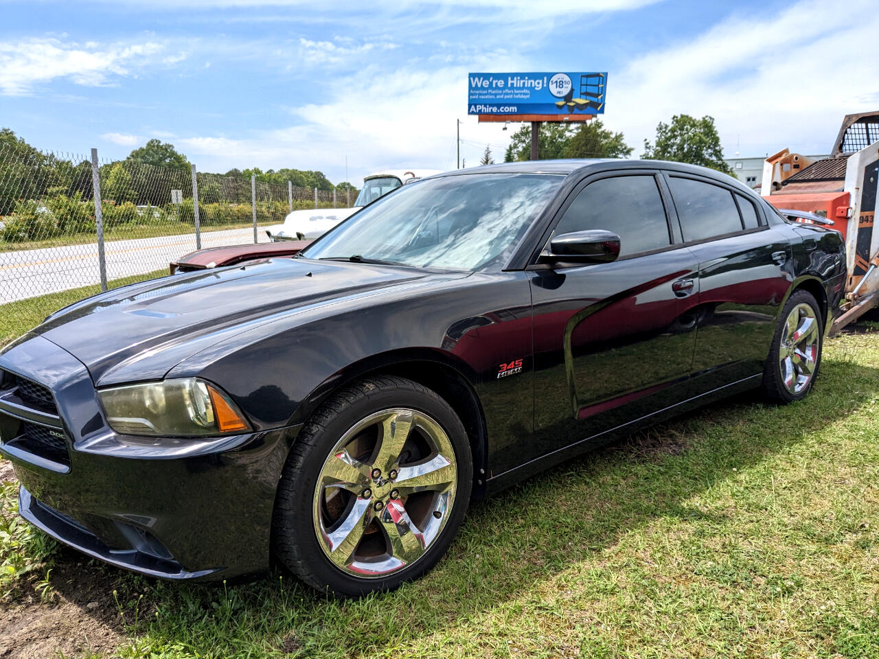 Dodge Charger 4dr Sdn RT Plus RWD 2011