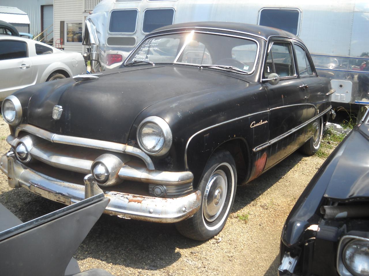 Ford Crestline  1951