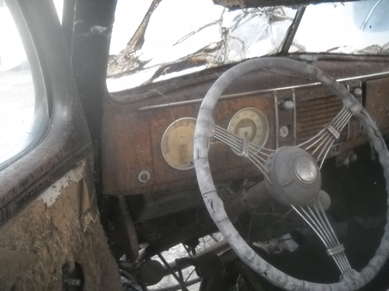 Ford DELUXE COUPE  1939