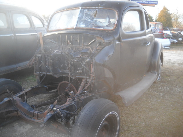 Ford DELUXE COUPE  1939