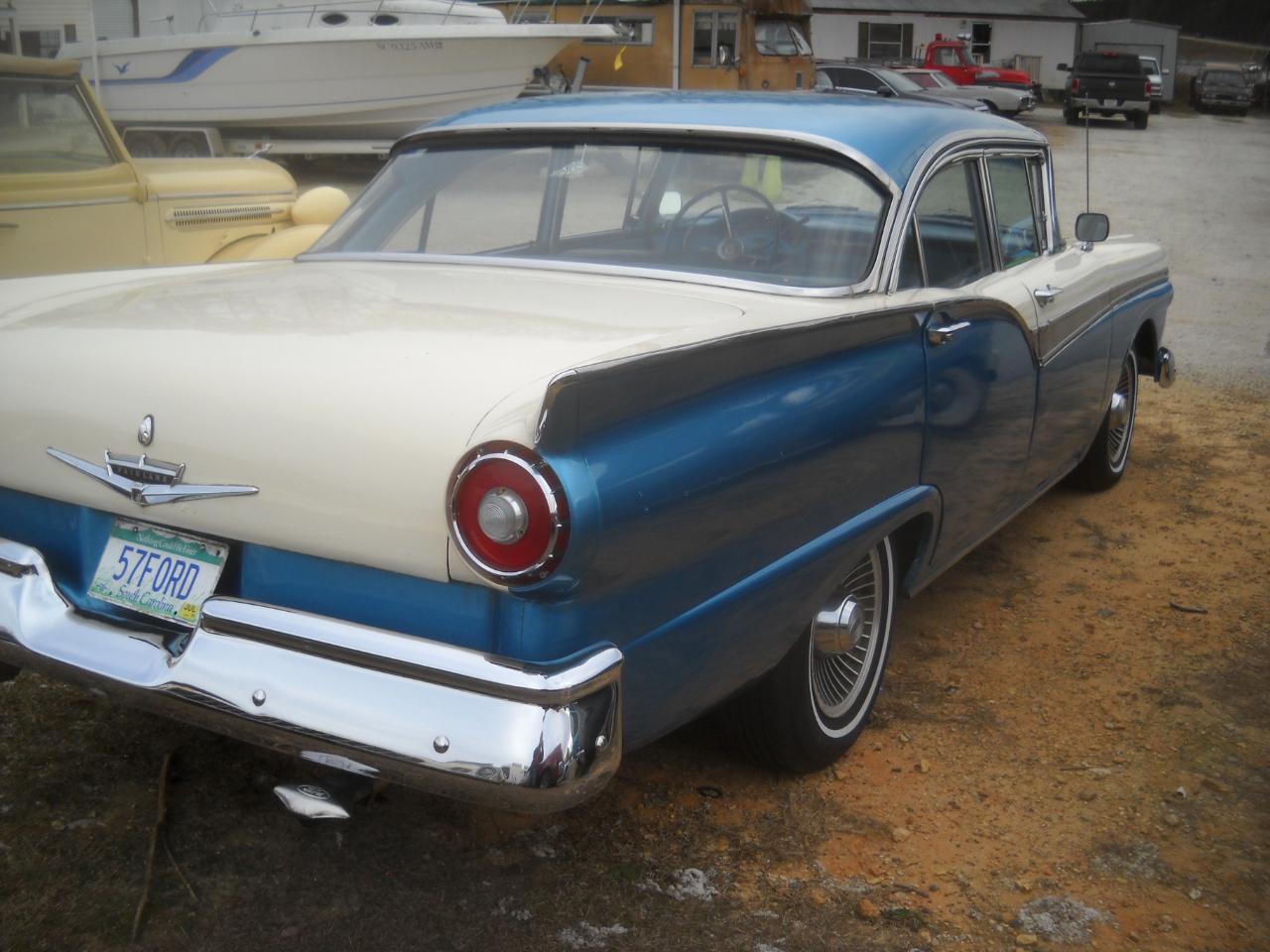 Ford Fairlane 500  1957