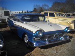 1957 Ford Fairlane 500 