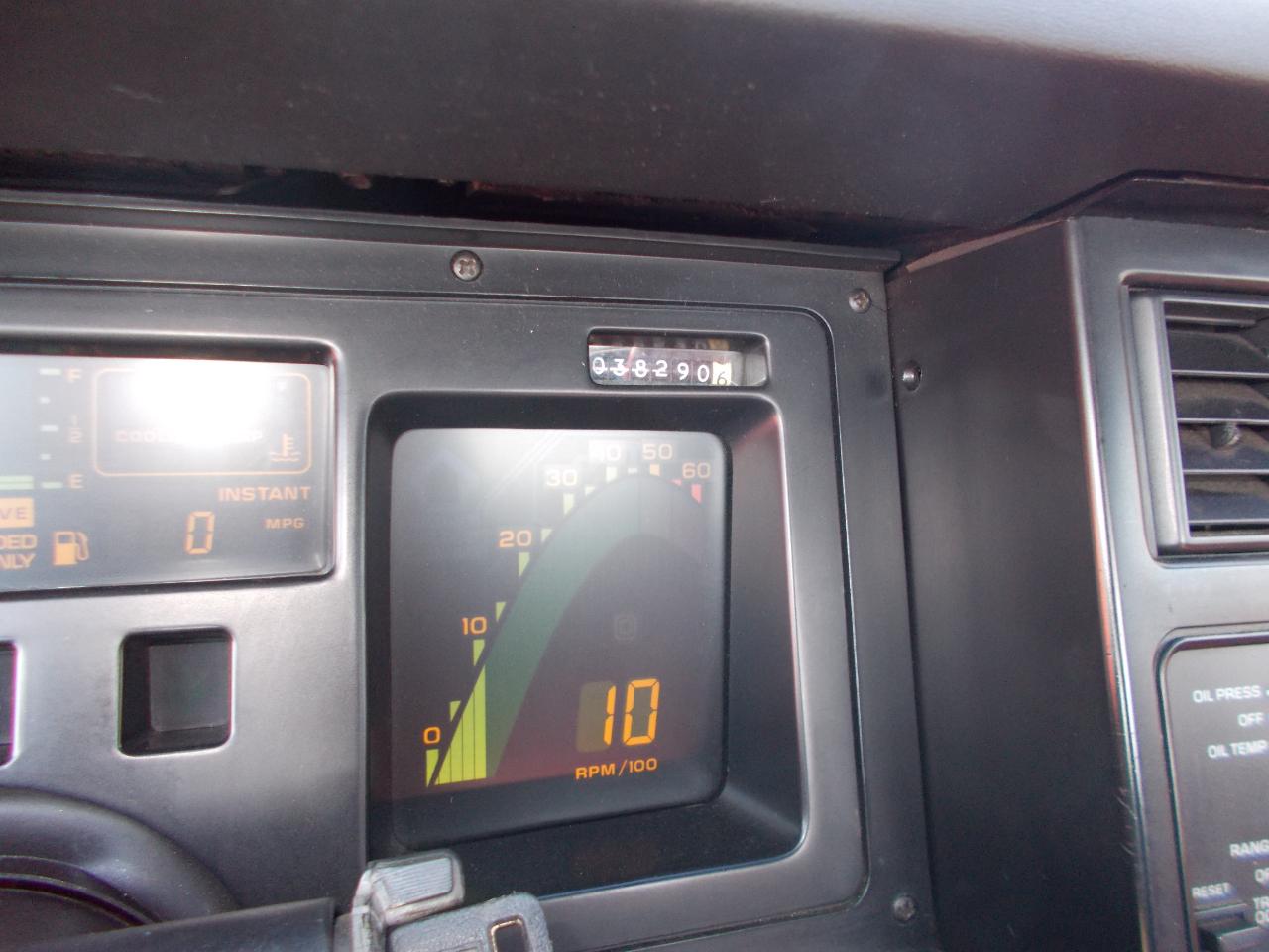 Chevrolet Corvette Stingray Convertible  1988