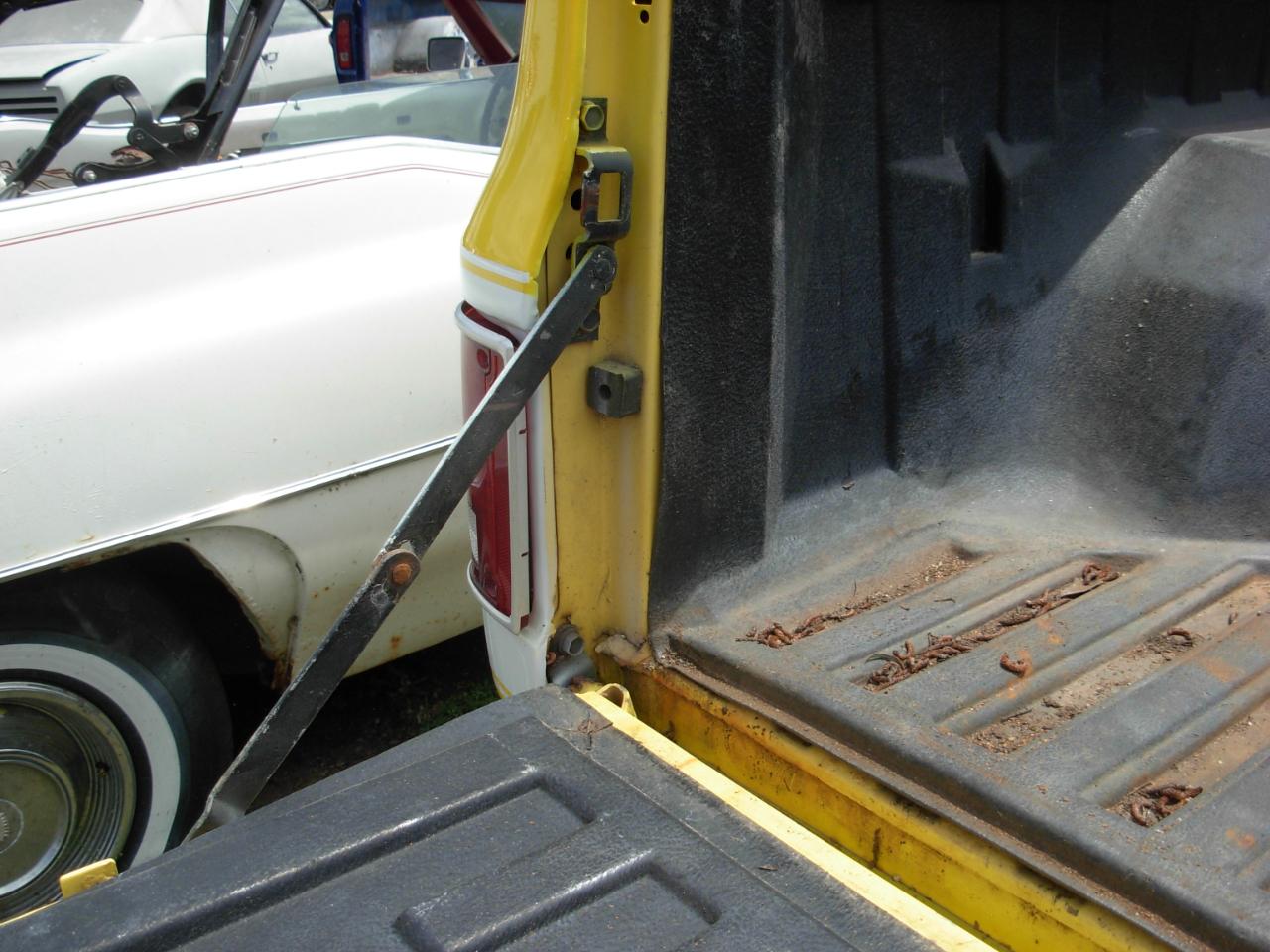 Chevrolet C/K 10 Regular Cab 4WD 1986