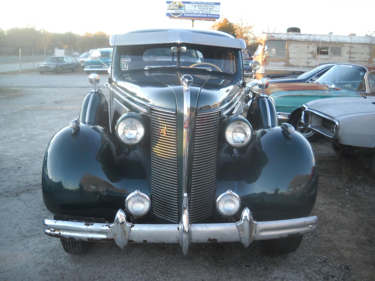 Buick Roadmaster 4dr Sedan 1937