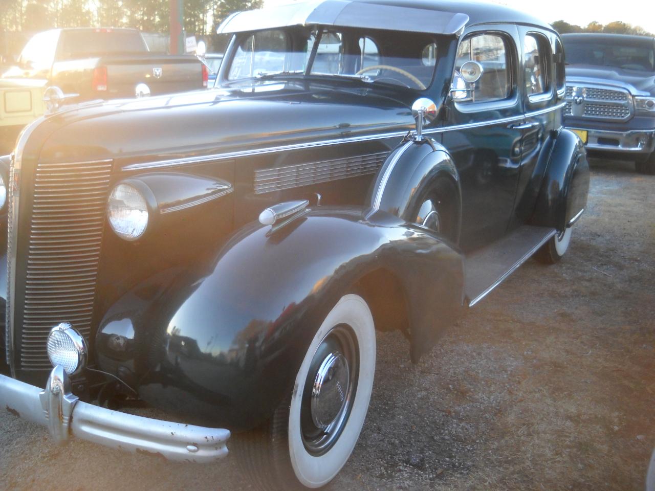 Buick Roadmaster 4dr Sedan 1937