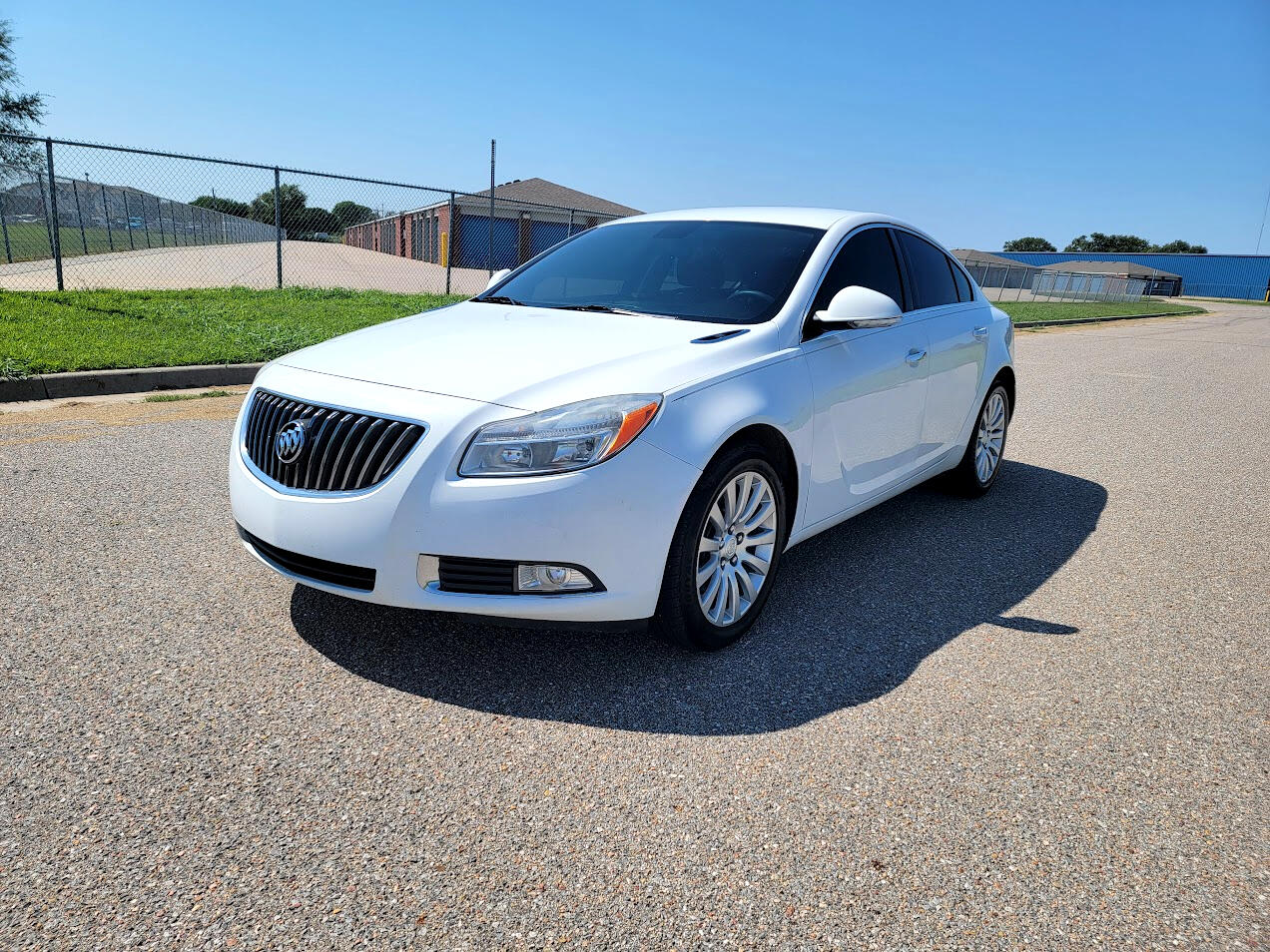 2013 Buick Regal Turbo Premium photo 2