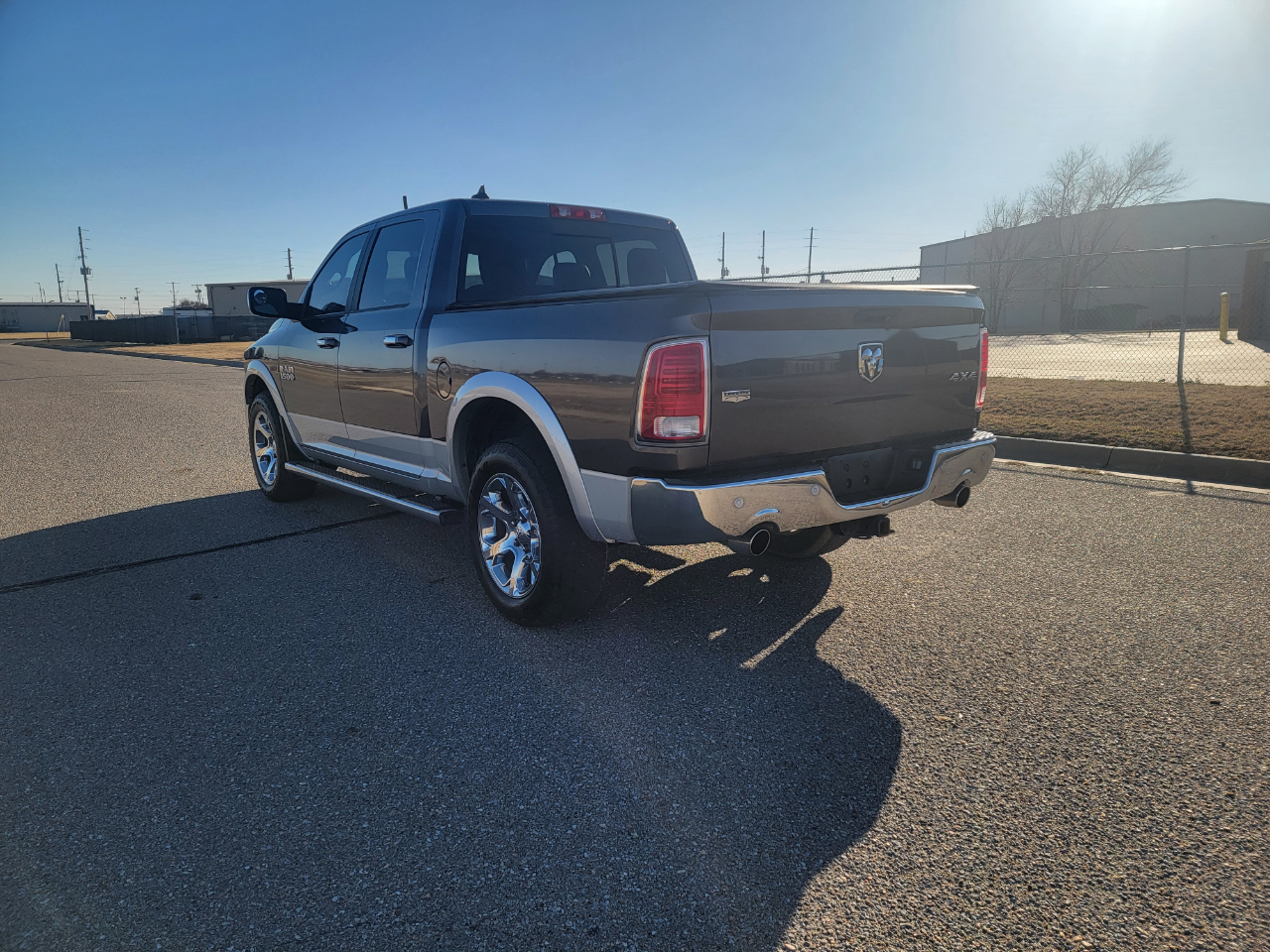 RAM 1500 Laramie 4x4 Crew Cab 5'7" Box 2018
