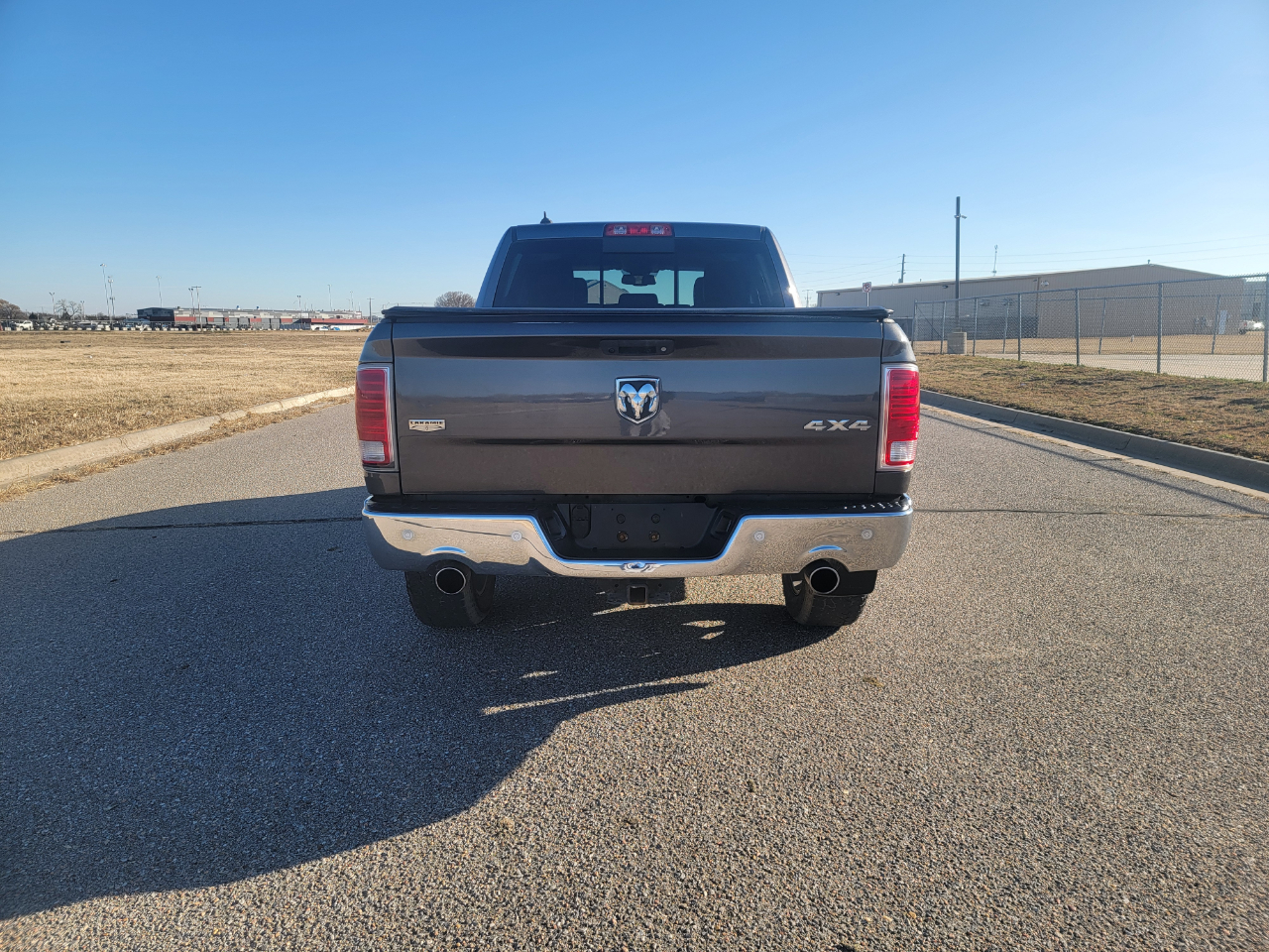RAM 1500 Laramie 4x4 Crew Cab 5'7" Box 2018