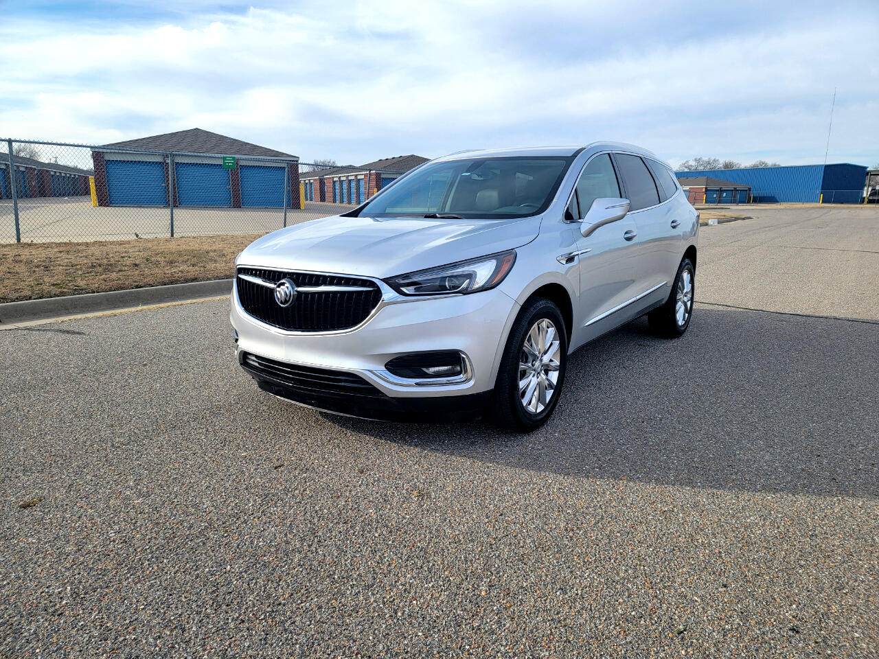 Buick Enclave FWD 4dr Essence 2019