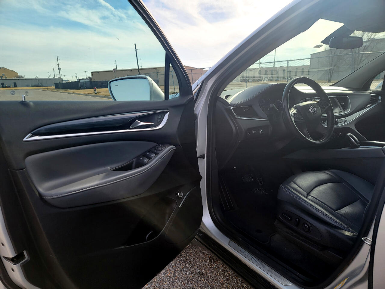 Buick Enclave FWD 4dr Essence 2019