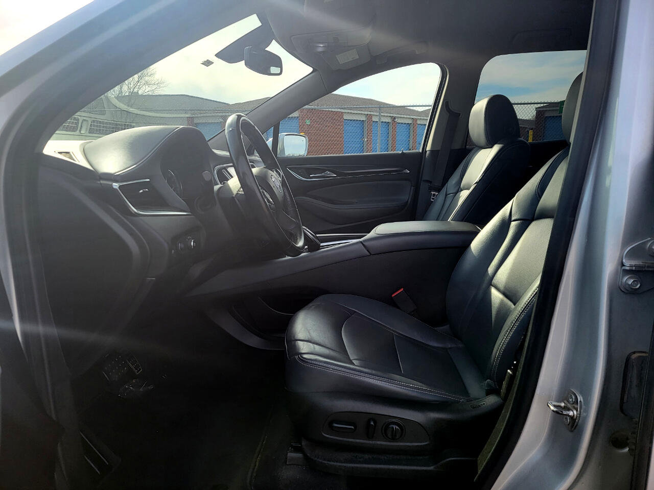 Buick Enclave FWD 4dr Essence 2019