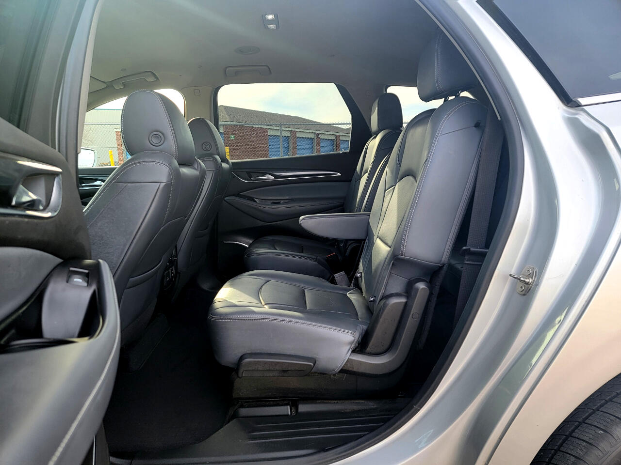 Buick Enclave FWD 4dr Essence 2019