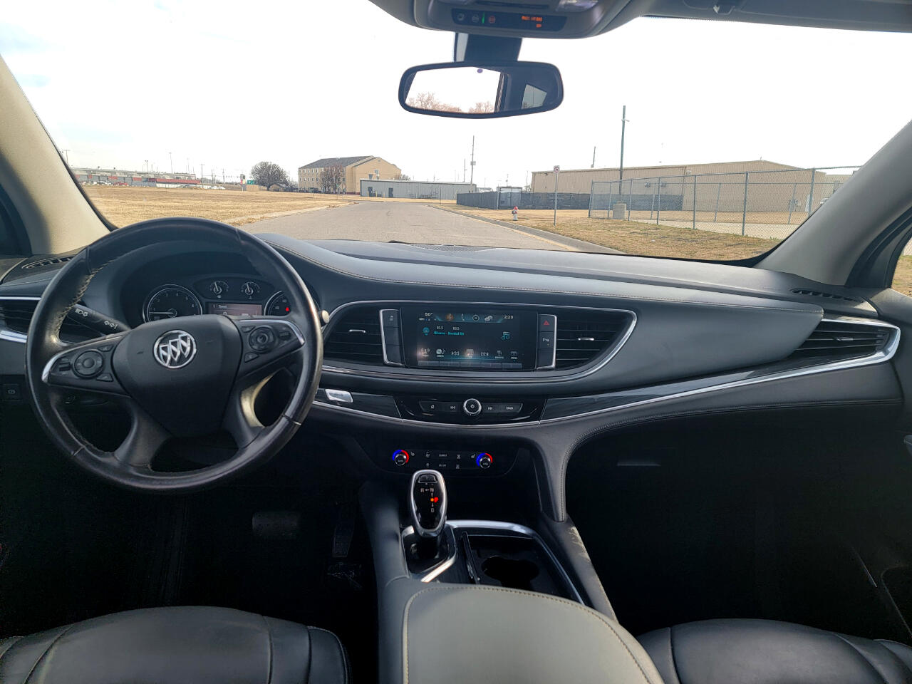 Buick Enclave FWD 4dr Essence 2019