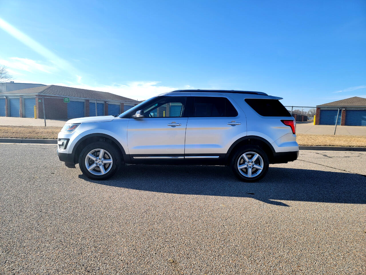 Ford Explorer 4WD 4dr XLT 2016