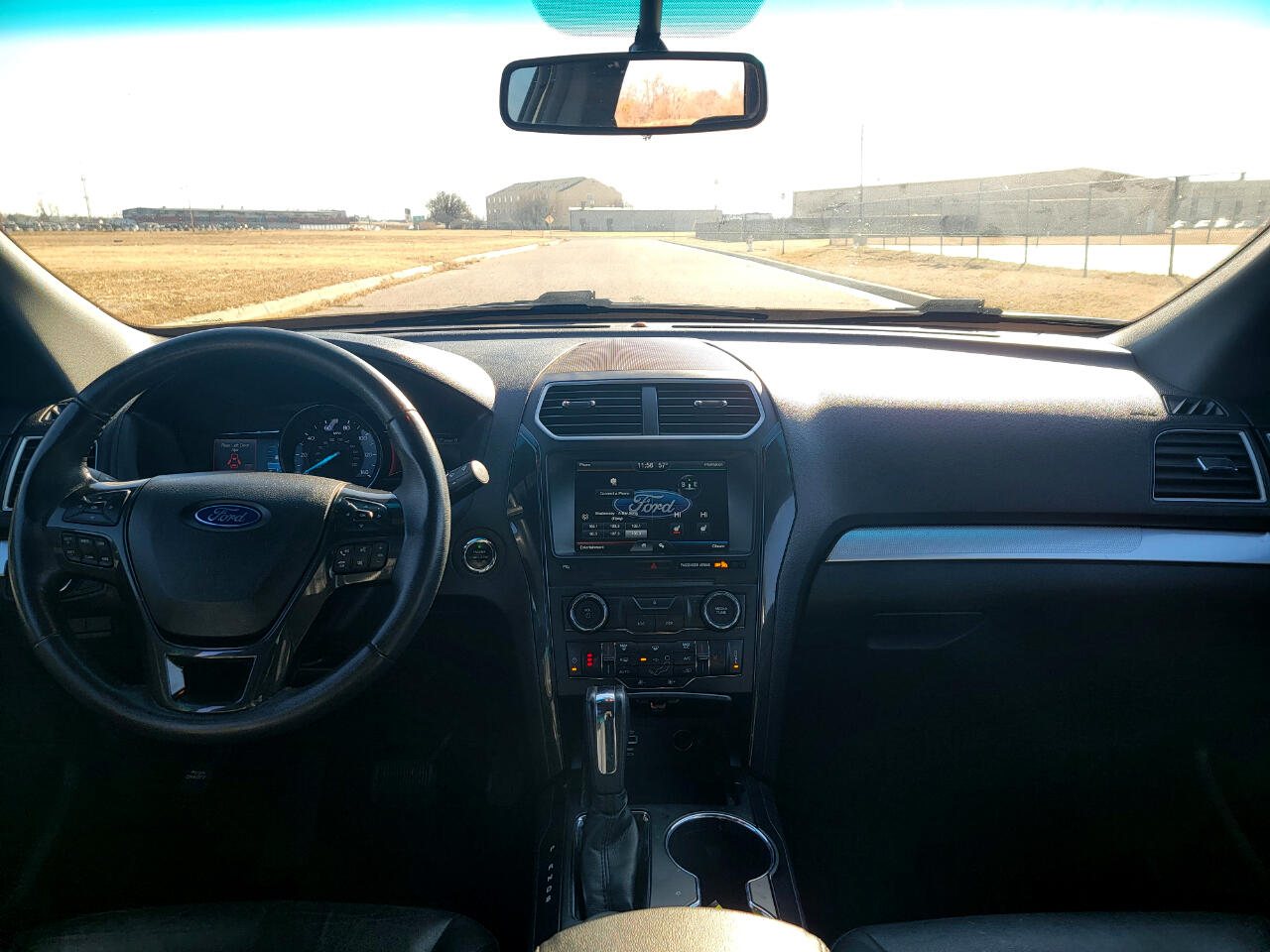 Ford Explorer 4WD 4dr XLT 2016