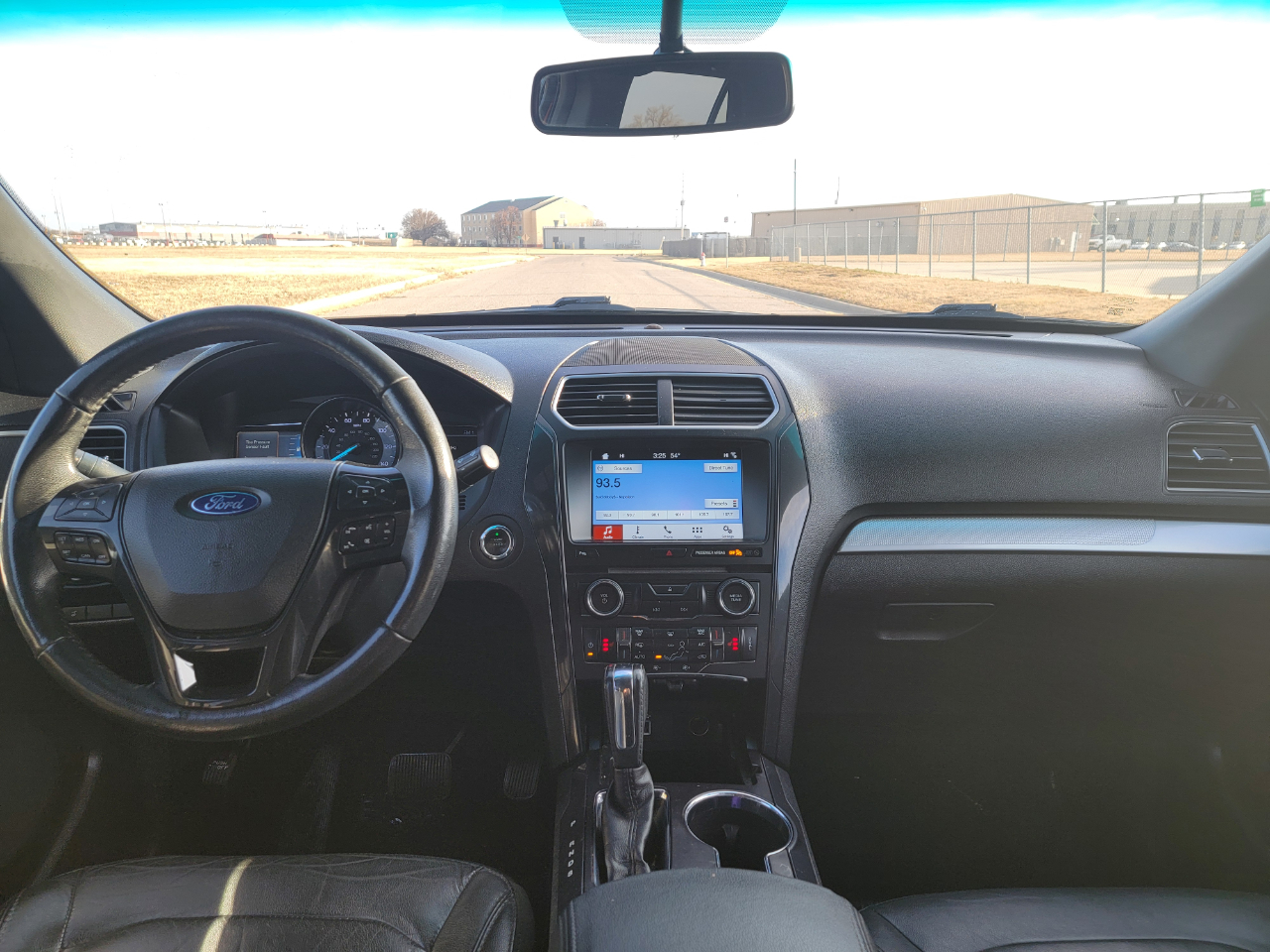 Ford Explorer XLT FWD 2017