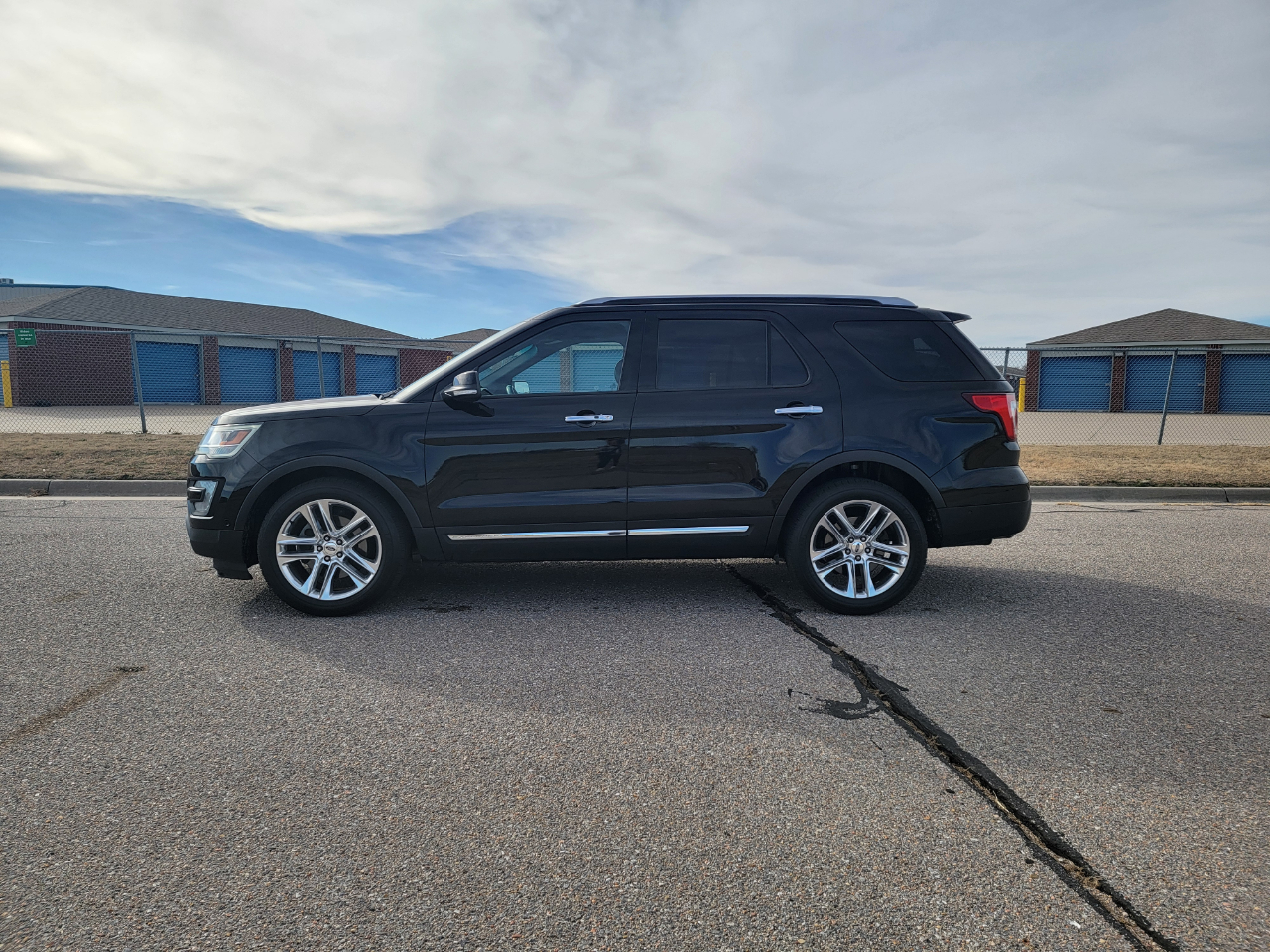 Ford Explorer Limited FWD 2017