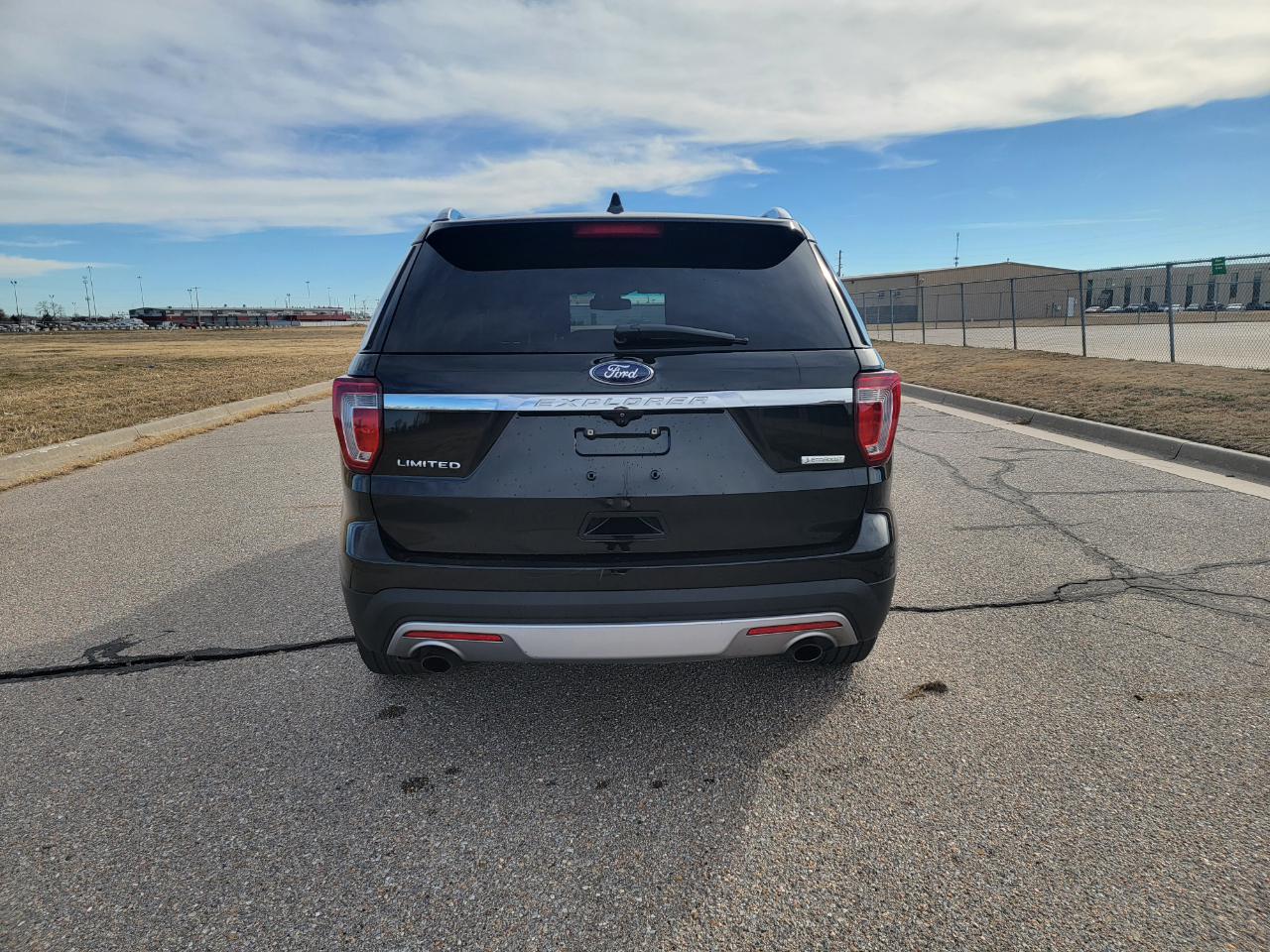 Ford Explorer Limited FWD 2017