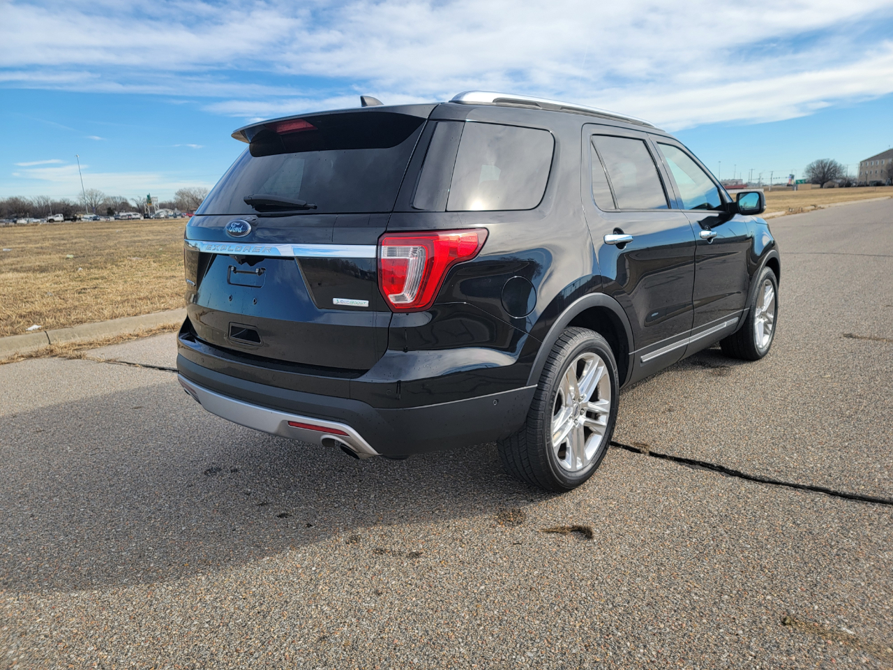 Ford Explorer Limited FWD 2017