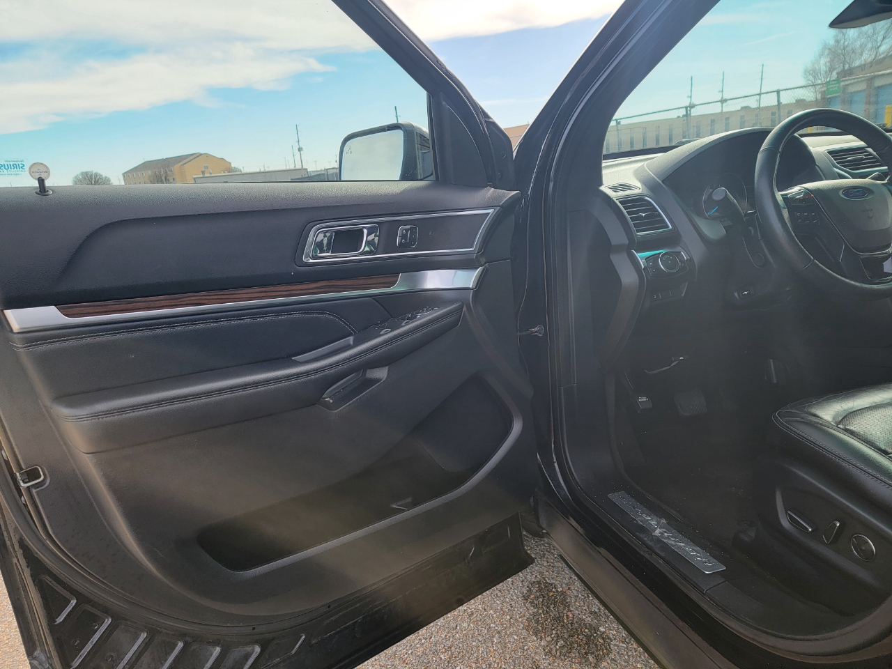 Ford Explorer Limited FWD 2017