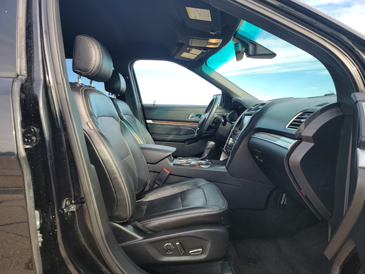 Ford Explorer Limited FWD 2017