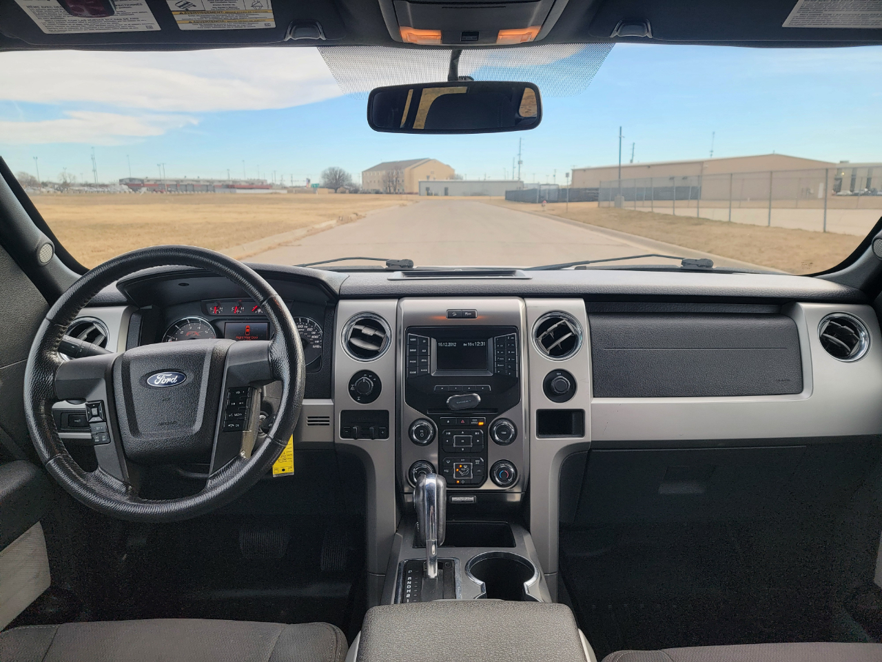 Ford F-150 4WD SuperCrew 145" Platinum 2013