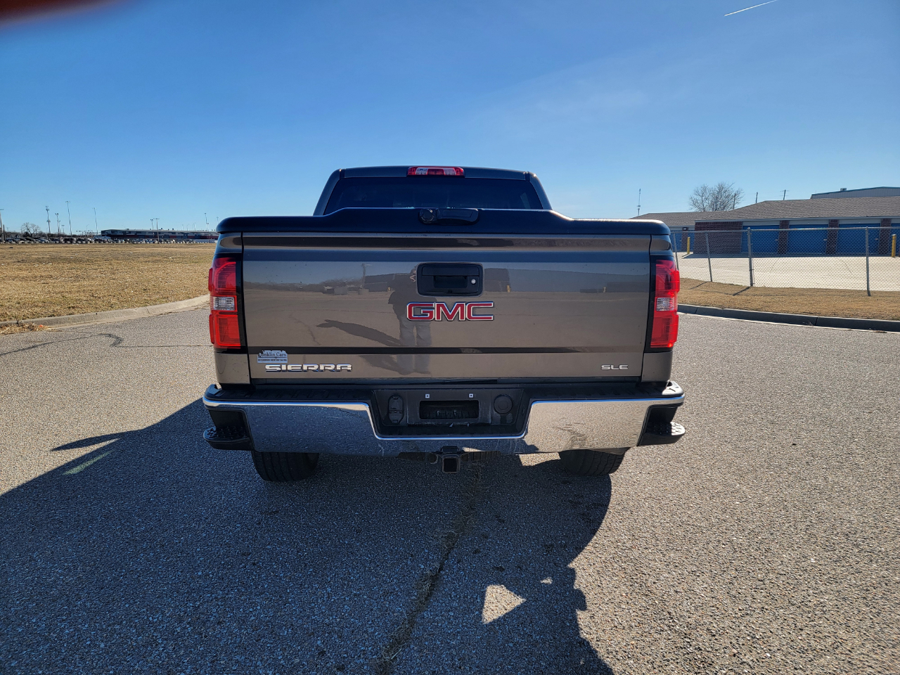 GMC Sierra 1500 4WD Crew Cab 143.5" SLE 2015