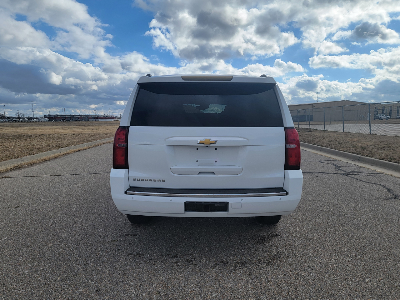 Chevrolet Suburban 4WD 4dr 1500 LTZ 2016
