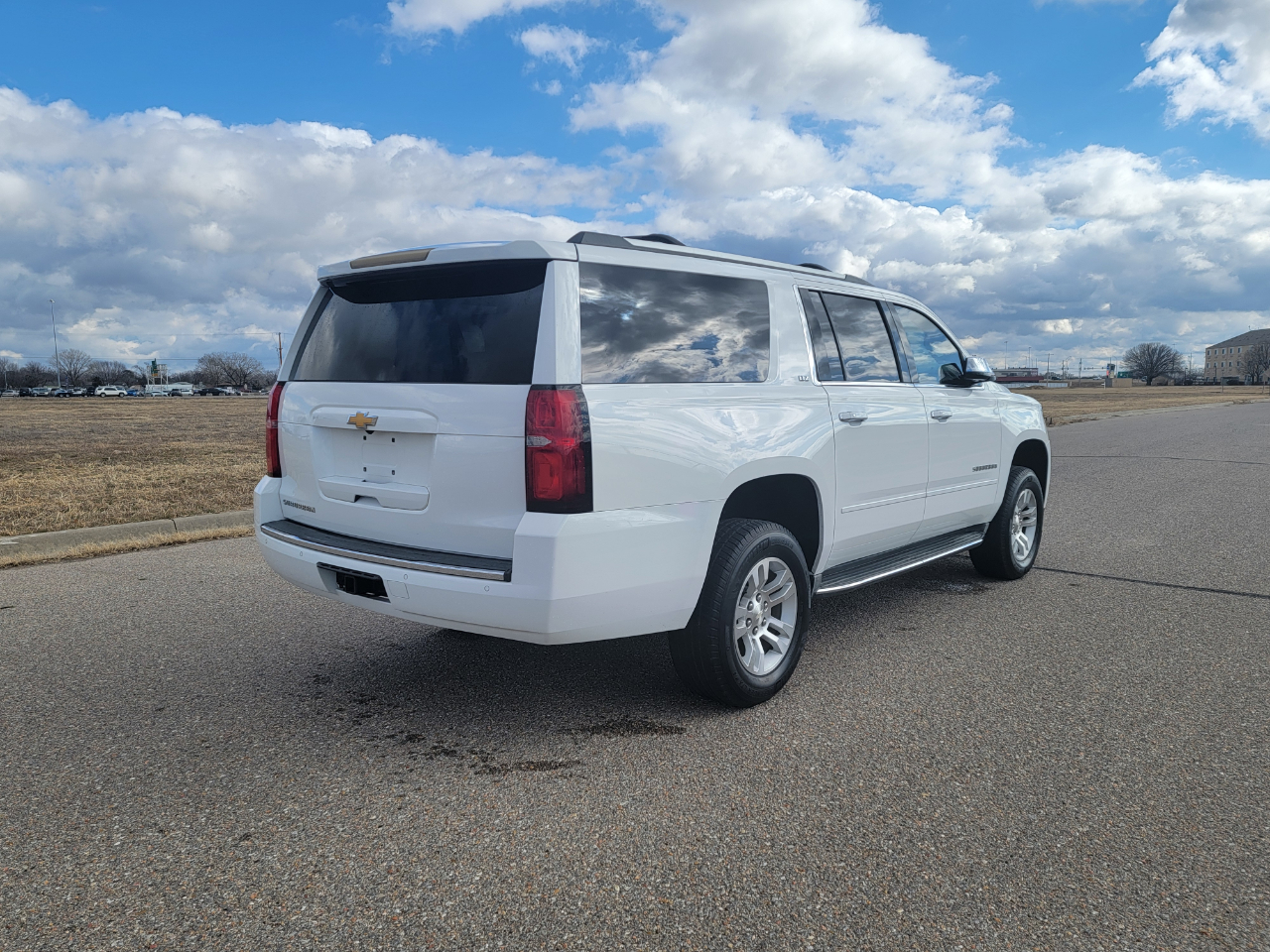 Chevrolet Suburban 4WD 4dr 1500 LTZ 2016