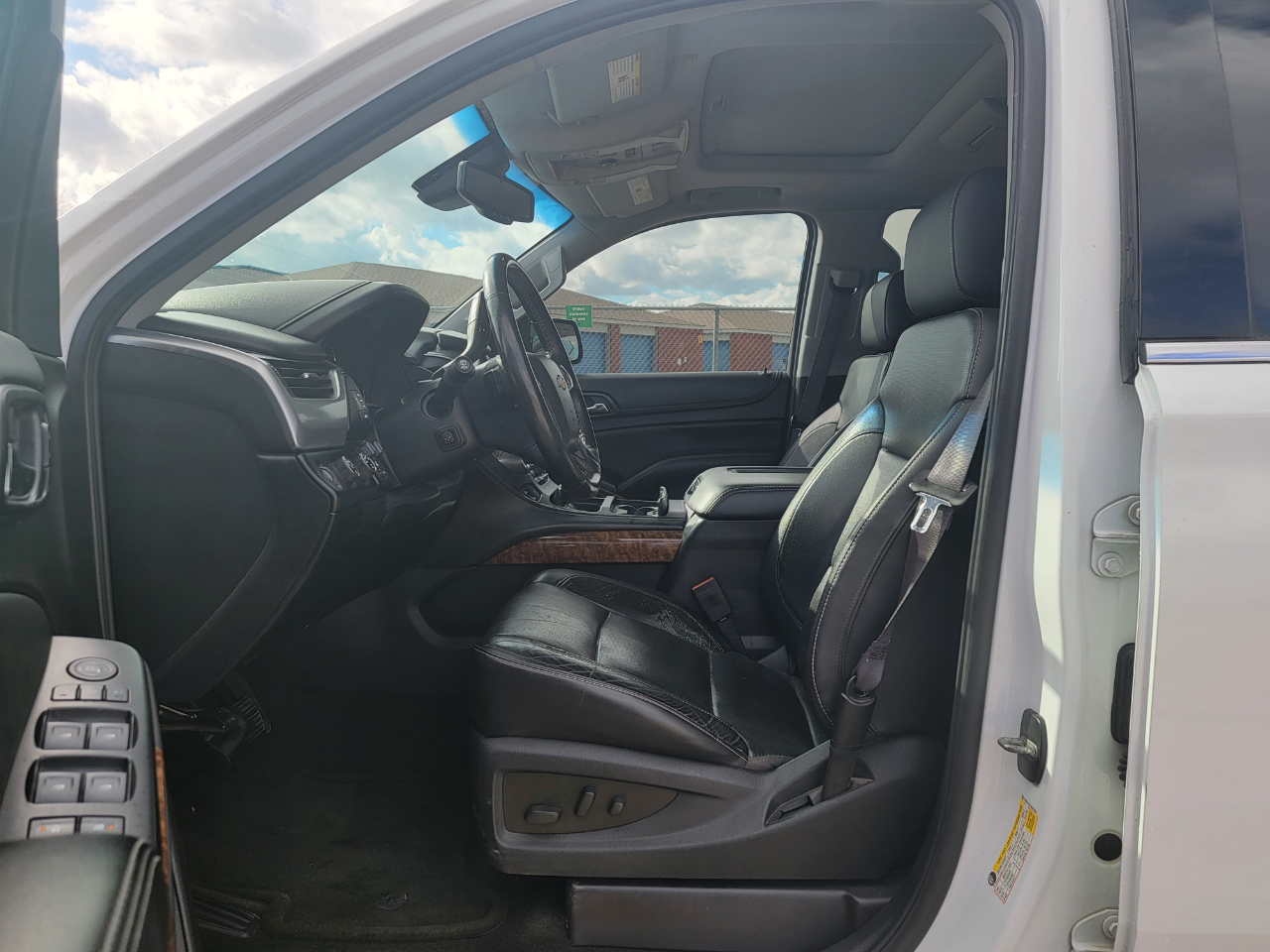 Chevrolet Suburban 4WD 4dr 1500 LTZ 2016