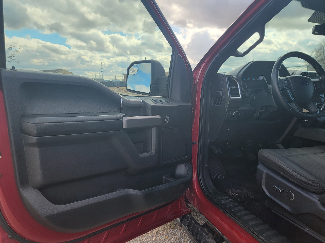 Ford F-150 2WD SuperCrew 157" King Ranch 2015