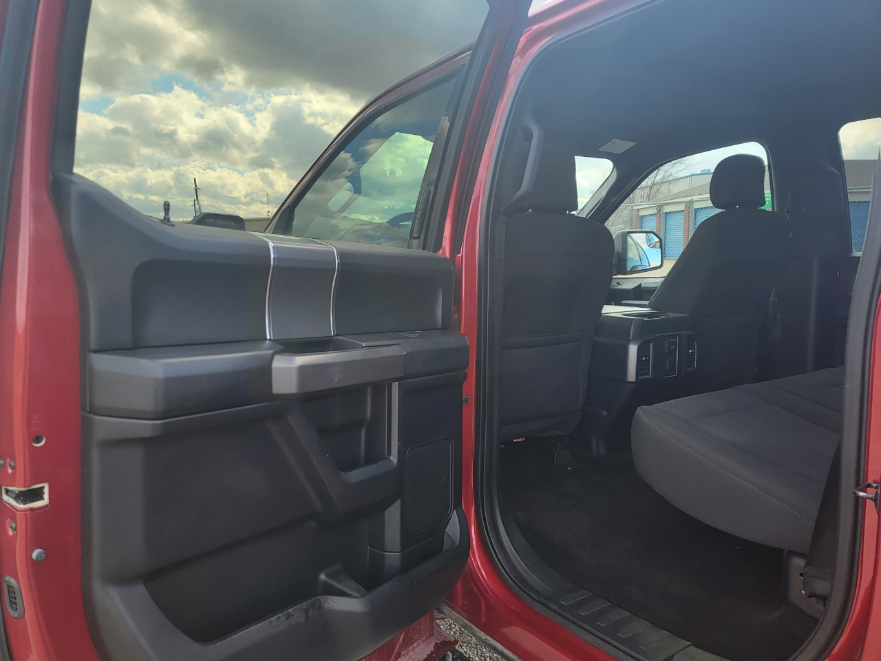 Ford F-150 2WD SuperCrew 157" King Ranch 2015