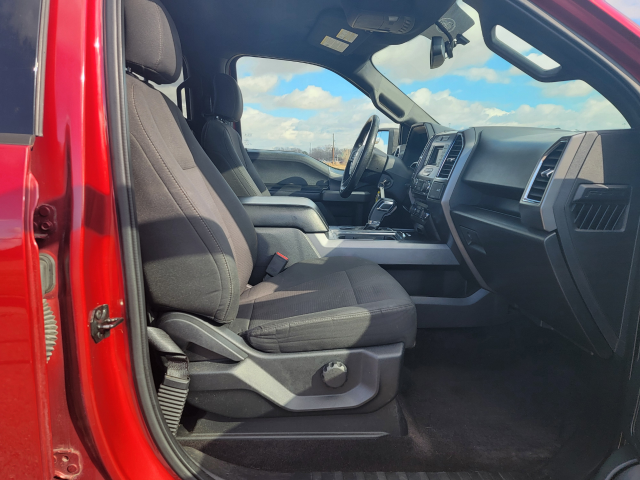 Ford F-150 2WD SuperCrew 157" King Ranch 2015