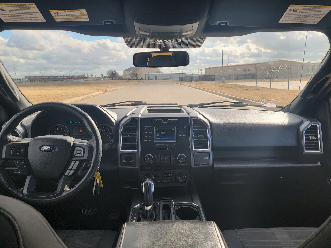 Ford F-150 2WD SuperCrew 157" King Ranch 2015